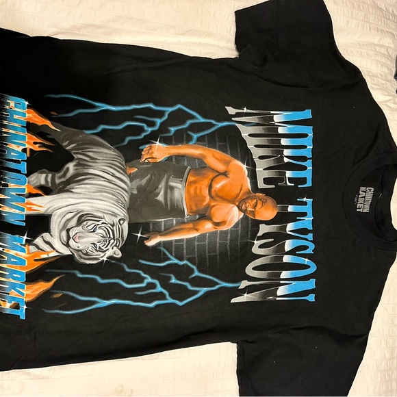 Chinatown Market X Mike Tyson T-shirt - Picture 3 of 3